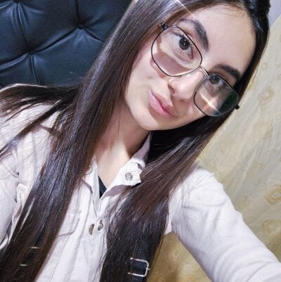 ManuSebasHot - brunettes petite