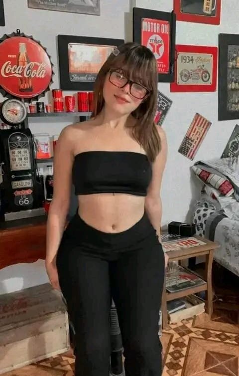 Lara_Glass