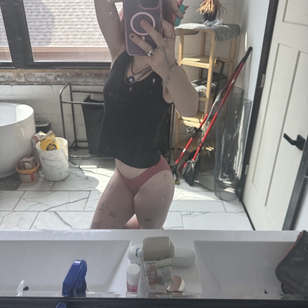 sexcam3d.net jay_jay_babydoll livesex profile in caucasian cams