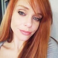 Penelop3aMay's Offline Chat Room
