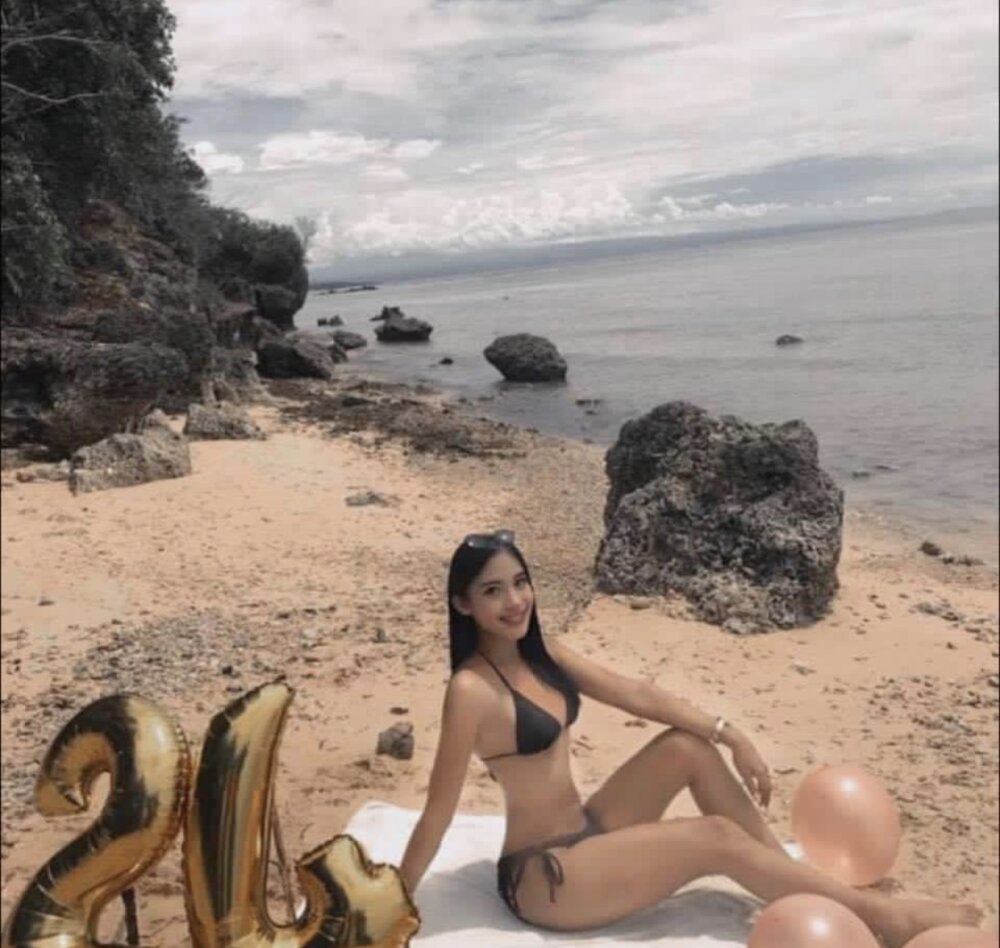 slutgirl_sophialick 离线聊天室