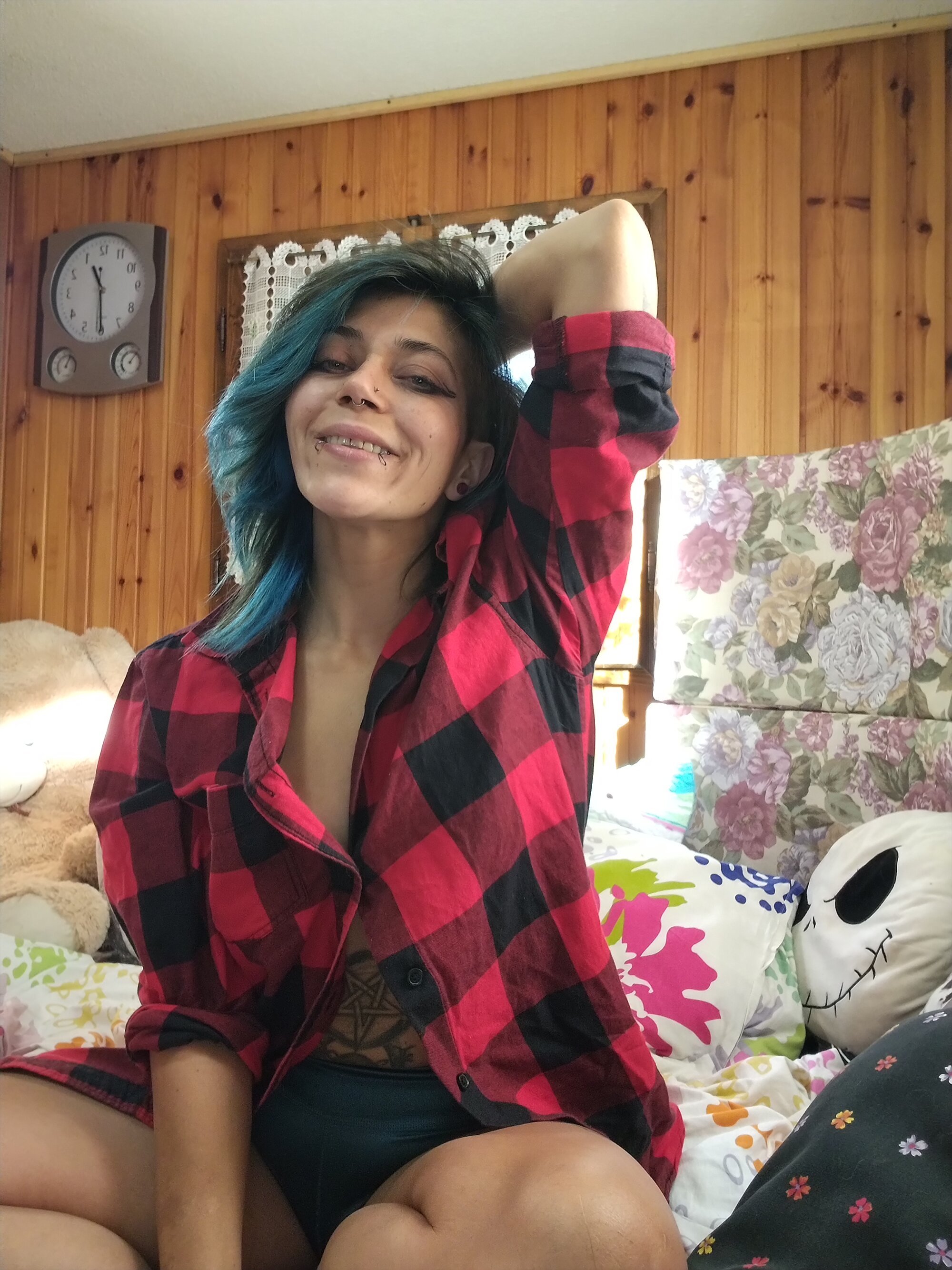 Nina_Phoenix