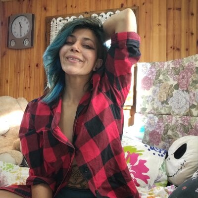 Nina_Phoenix