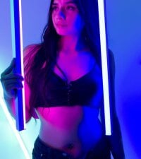 Kylie_golden's webcam live show