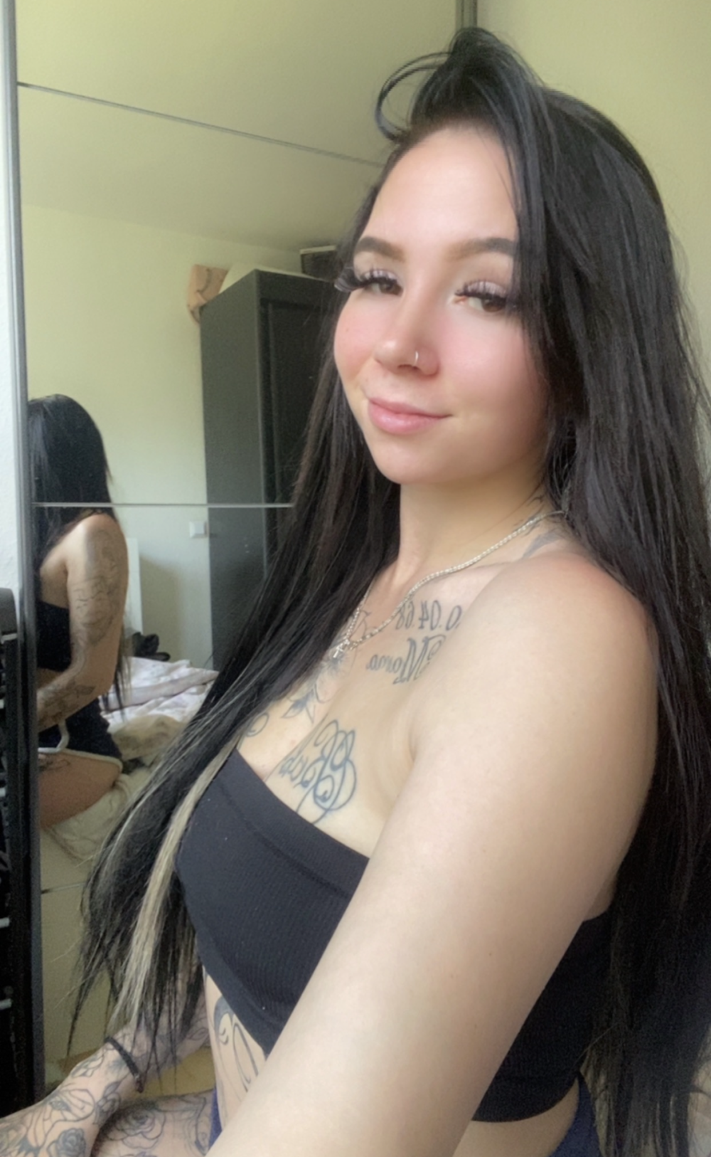 youngzoexx from stripchat
