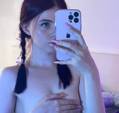 lia_loar from stripchat