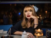 Katarina_Belial's Offline Chat Room