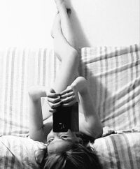 Lonely_zola's webcam live show