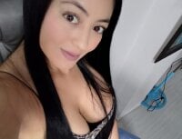 AitanaViolet's Offline Chat Room