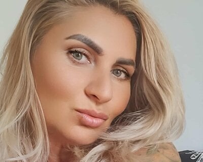 PussyEvely - Stripchat Cam2cam Eroticdance Masturbation Girl 