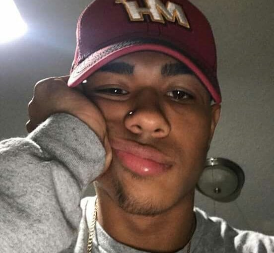 Hot_Student00 Chat XXX offline