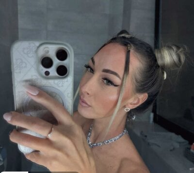 StarryHanna - Stripchat Girl 