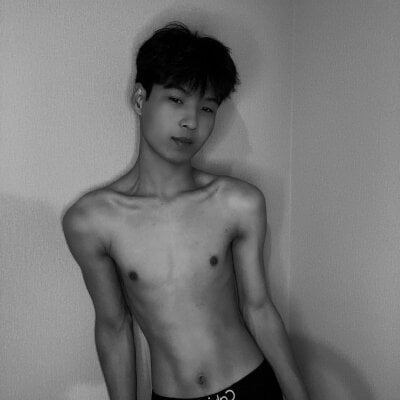 XanneLL Live Cam on StripChat