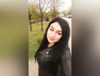 _supergirldark_'s Offline Chat Room