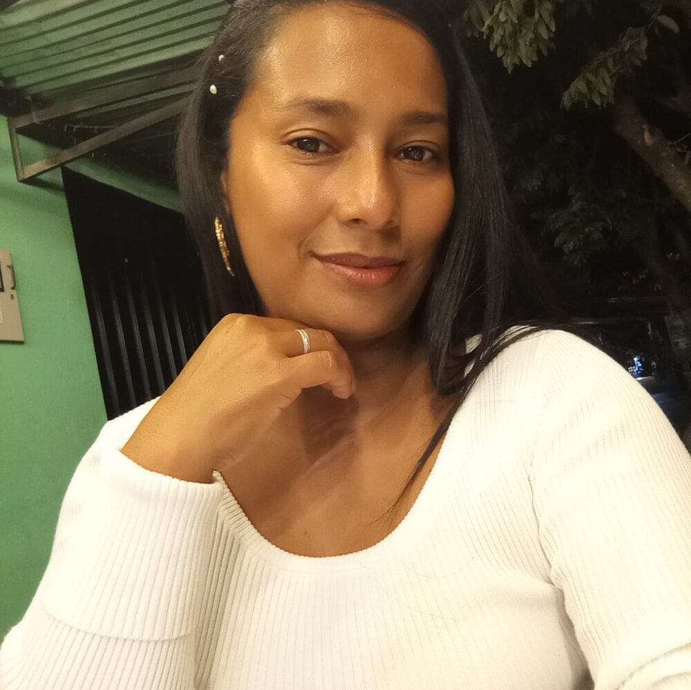 adriana69valentina profile