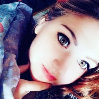 AndreaLive22's Offline Chat Room