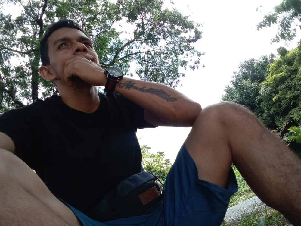 mikee_007 profile