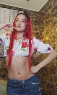 peach_zaira_v's Offline Chat Room