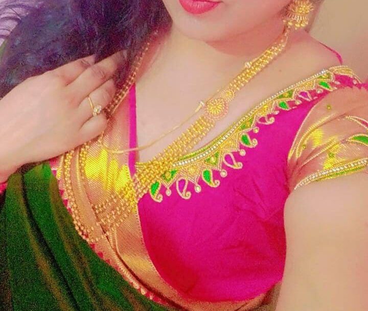 Urmila_555's Offline XXX Chat