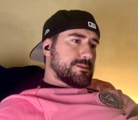 DominantTheo's webcam live show