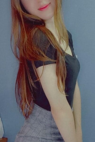 Emy_Latin Female Newbrunettes Webcam Sex