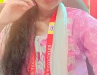 Rakhi_D's webcam live show
