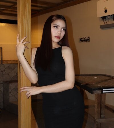 Alluring_Christie Trans Cumshot Free Cam Strip