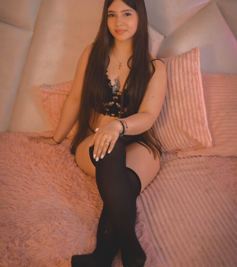 EmilyMiller_'s Offline XXX Chat