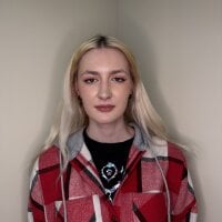 MollieSuri's Offline Chat Room