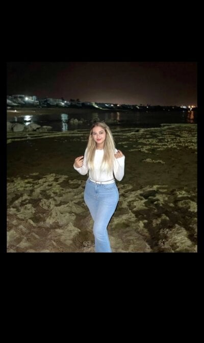 9uhbona_arab on StripChat