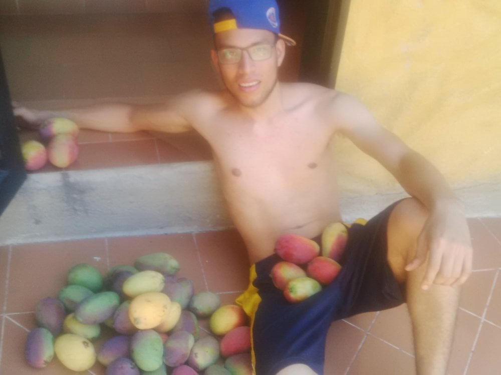 hadanielri's Offline XXX Chat