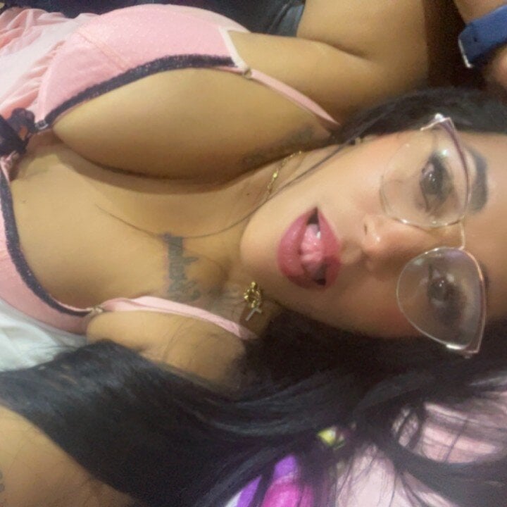 gordiitha webcam profile - Saint Helenian