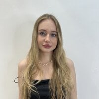 TrishaCarey's Offline Chat Room
