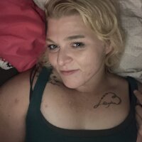 stephybrando's Offline Chat Room