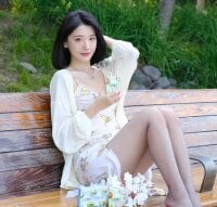lovely-ann's webcam live show