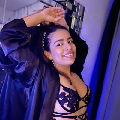 feriha_naughty from stripchat