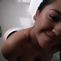 bianca_rose_'s Offline Chat Room