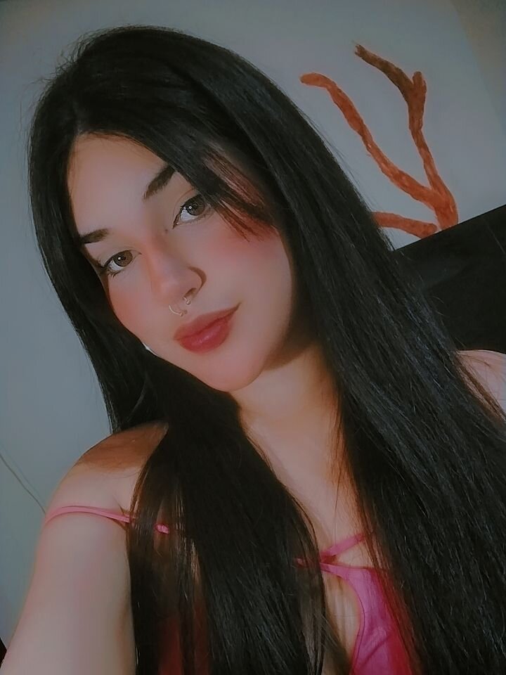 Live sex webcam photo for Melody_phillips2 #289809662