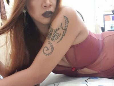 THE-DIRTY_MISTRESS09 Trans Facesitting XXX Webcam