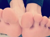 Fit_Feet's Offline XXX Chat