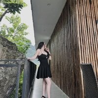 chennyli's webcam live show