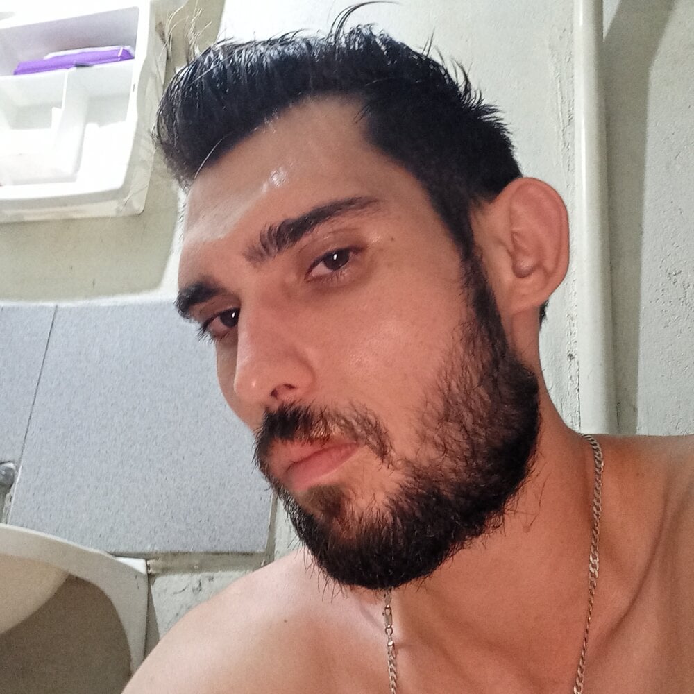 richard9263 from stripchat