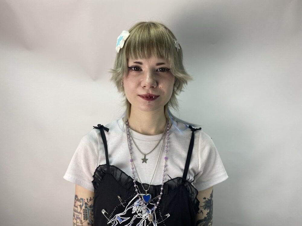 NoelMccrimmon Chat XXX offline