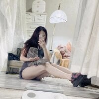 Claudia--'s Offline Chat Room