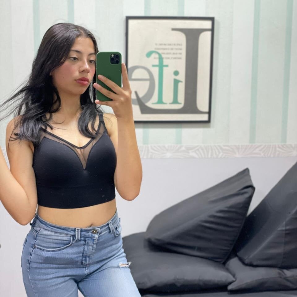 Sala de chat offline de dakotta_johnson