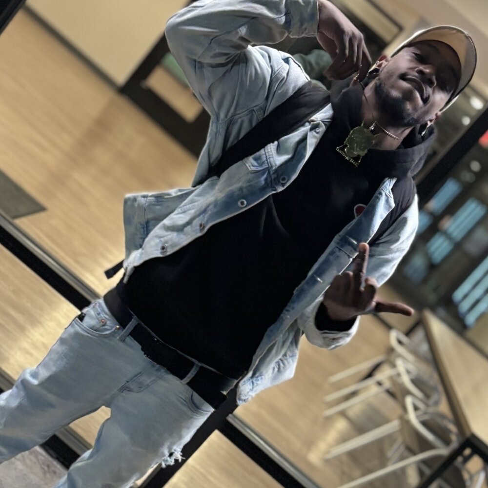 Billionairekp's Offline XXX Chat