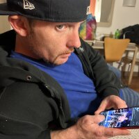 hardforyou6979's Offline Chat Room