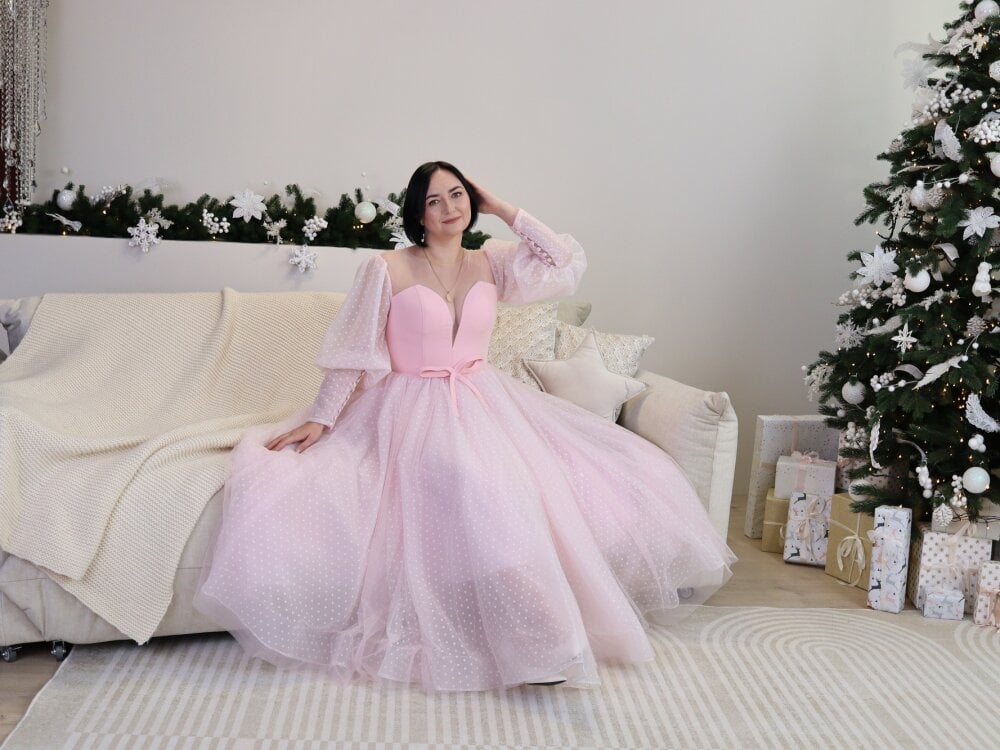 _IvannaRich_'s Offline XXX Chat