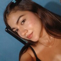 leandra_pinck's Offline XXX Chat