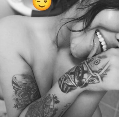 angela_and_thalya from stripchat